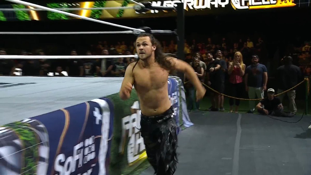 BRUTE force on the outside from dunkzilla - マーク・デイビス! Watch #AEWCollision LIVE on TBS + HBO Max