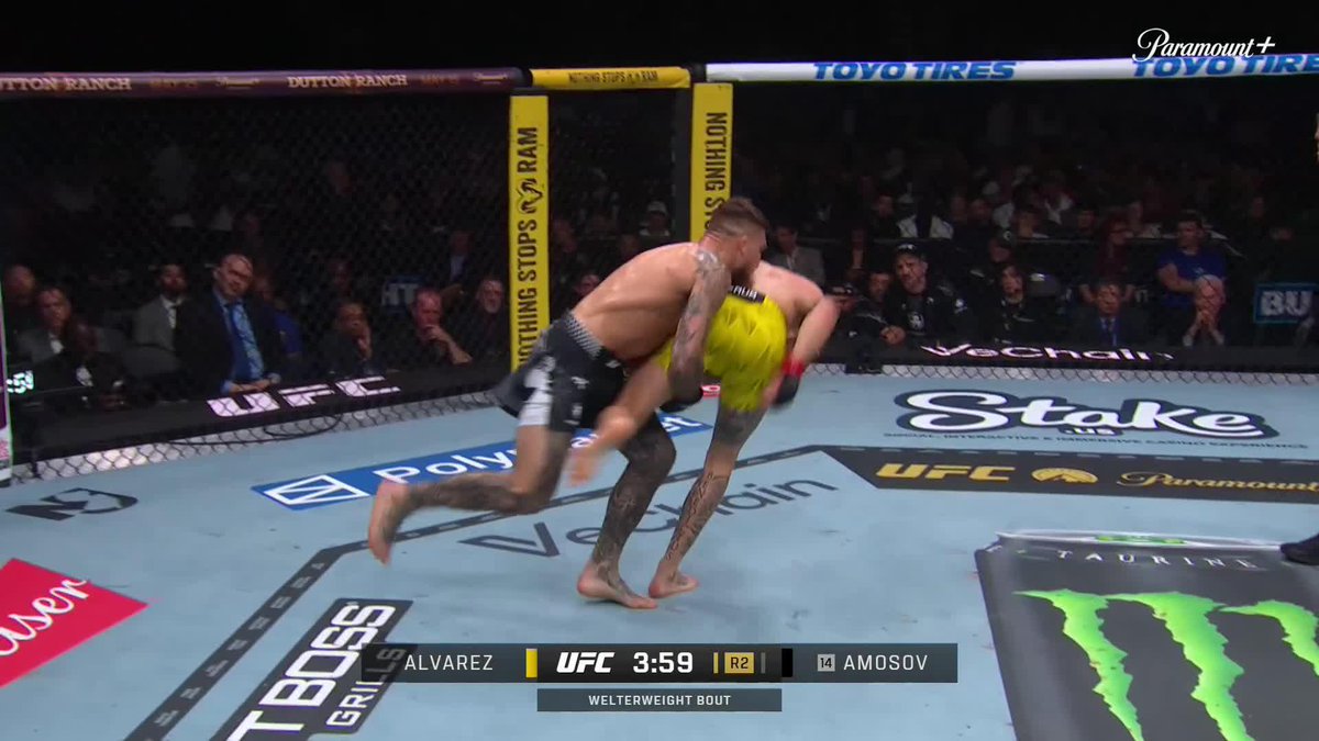 Yaroslav Amosov gets the submission and then breakdances Cinema #UFC328
