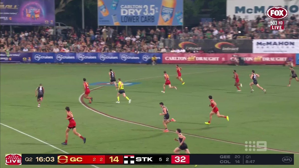 "There's not many players that can do this..." With Llordo away, Rory stepped up 😂 #9AFLSFS | Watch on 9 & 9Now 🖥️