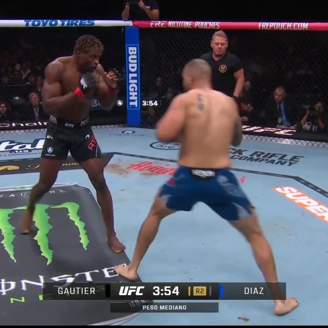 No estaba noqueado ni a palos Ozzy Díaz y no hay que hacer futurologia pero el resultado iba a ser el mismo Ateba Gautier 🇨🇲 se pone 5-0 en UFC, 4 x KO/TKO 👊 #UFC328