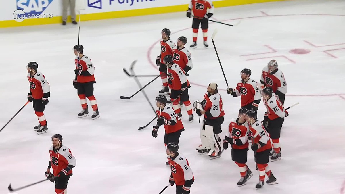 One final salute to the Flyers Faithful. 🫡