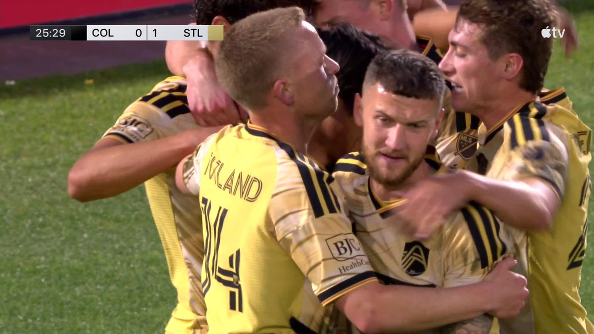 Go long! ☄️ Jeong Sang-bin opens the scoring for St Louis CITY SC! 📺 Apple TV: