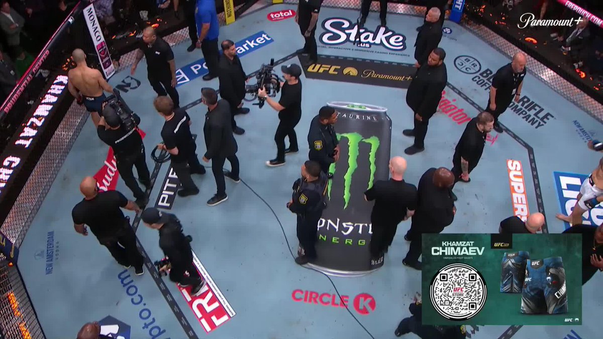 THE AMOUNT OF SECURITY IN THE OCTAGON IS CRAZY 😭 #UFC328