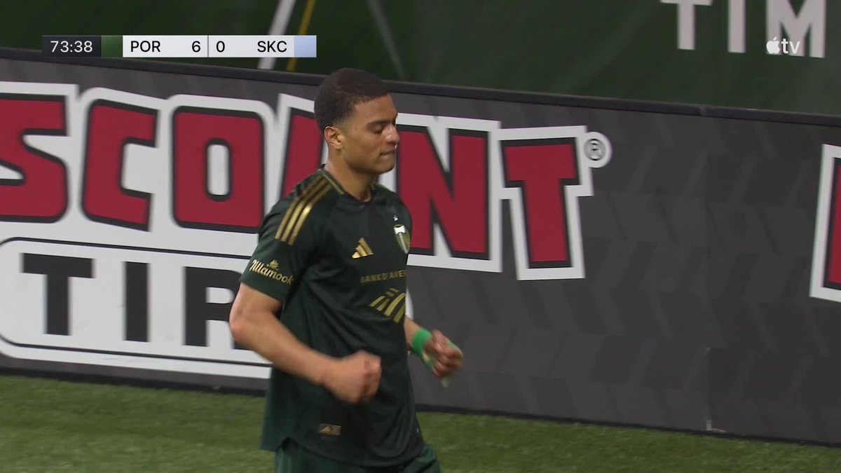 That's now two goals and an assist for Kevin Kelsy 😤 6-0, Portland Timbers!