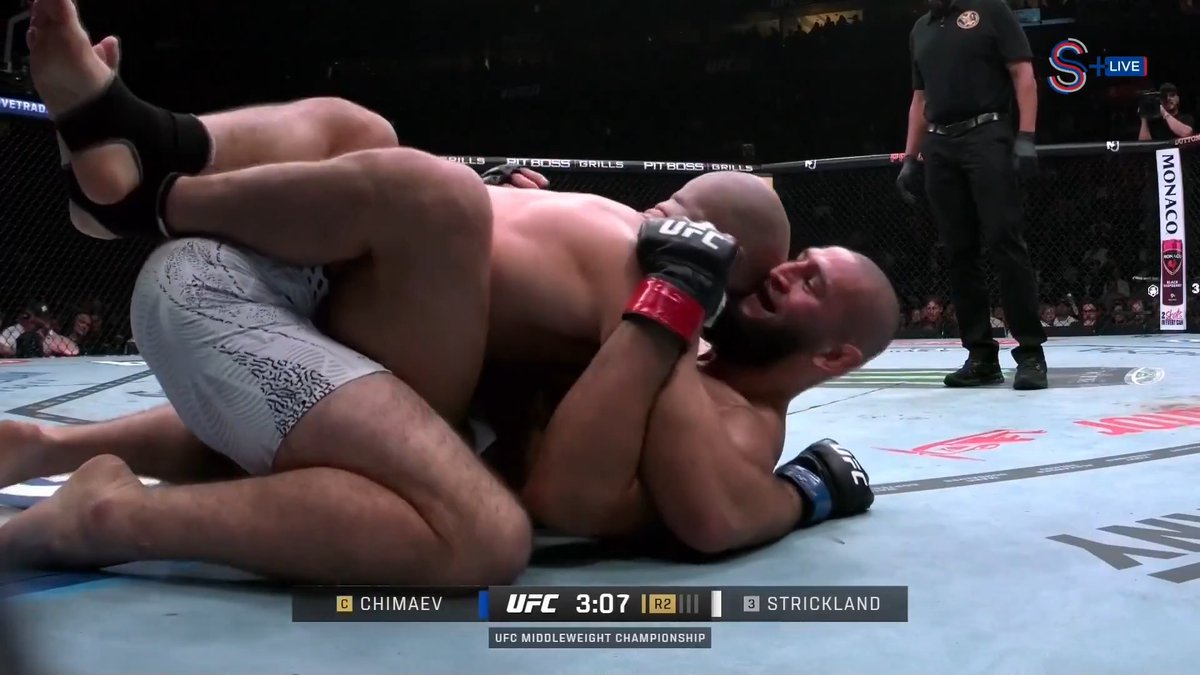 Sean Strickland, Khamzat Chimaev'i yaklaşık 3 dakika boyunca yerde tuttu 👀