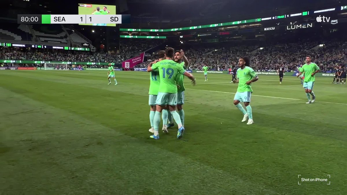 Danny Musovski with the finish and Seattle Sounders FC equalize late 😤