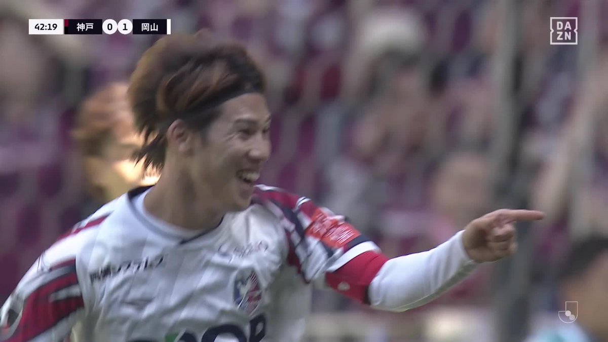 完璧すぎるクロスボール!👏 白井康介の右サイドからのクロスに 江坂任がドンピシャヘッドで決め 岡山が前半で2点のリードを広げる! 🏆 明治安田J1百年構想リーグ 🆚神戸×岡山 📱DAZN ライブ配信中 #Jリーグ だったらDAZN