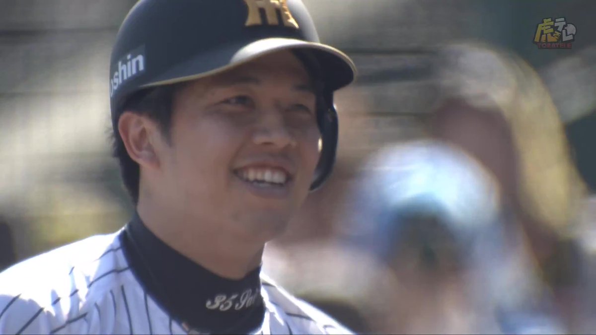 5回裏、才木浩人選手がスリーバントスクイズを成功させ先制点を奪う！