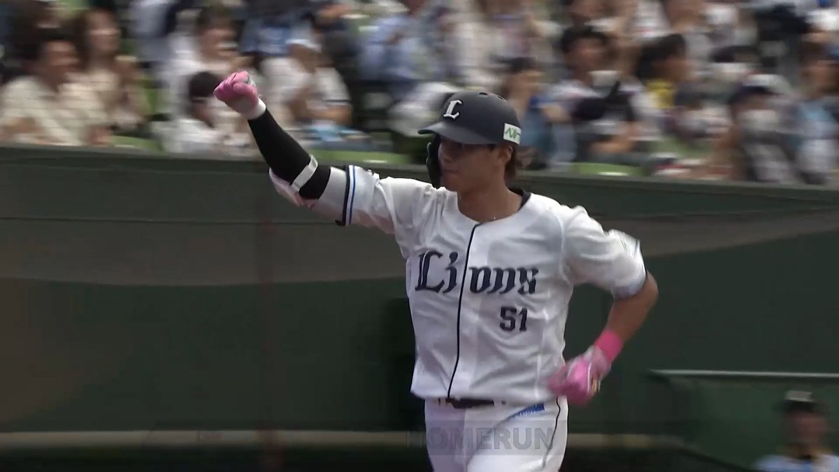#西川愛也 選手が今季初ホームランを放つ！ 2点を加え、ここまで全てのイニングで得点を重ねています！ #seibulions #打破 #圧倒的至近距離 #おめかしシリーズ