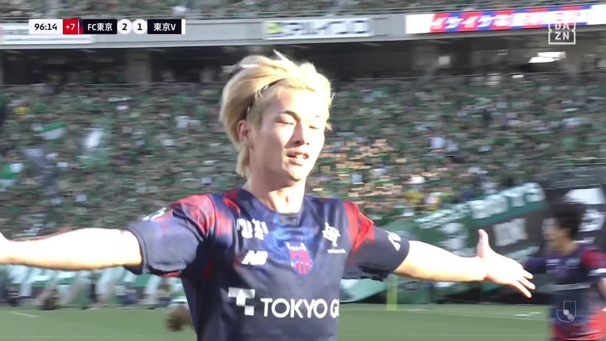 超絶技巧の決勝弾⚡️⚡️ 長倉幹樹がターンからループで決めた！ 途中出場の長倉が劇的決勝ゴール🔥🔥 試合終了間際にFC東京が逆転🔵🔴 🏆 明治安田J1百年構想リーグ 🆚 FC東京×東京V 📺 #DAZN ライブ配信中 #Ｊリーグ #だったらDAZN