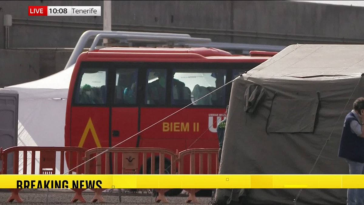 BREAKING: The first group of people disembark hantavirus cruise ship in Tenerife 📺 Sky 501, Virgin 602, Freeview 233 and YouTube