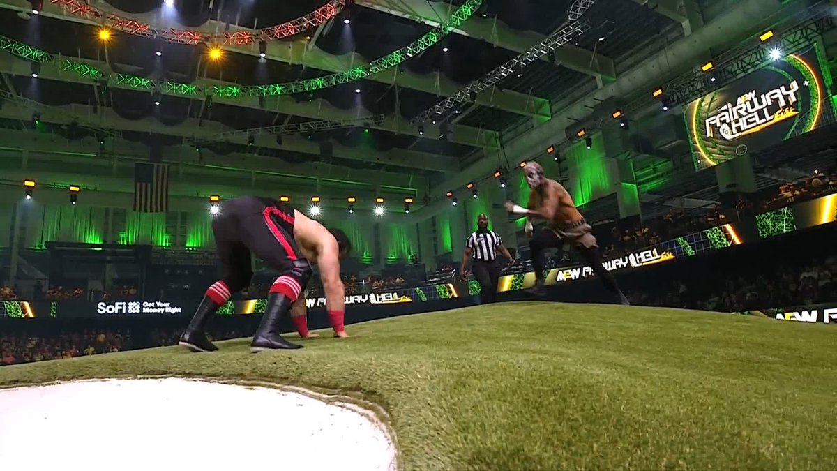 🚨⛳️🤼‍♂️ #WATCH — The SoFi Center, home of Tiger Woods and Rory McIlroy’s TGL Golf League, hosted AEW’s Fairway to Hell last night. Was the bunker raked after this?