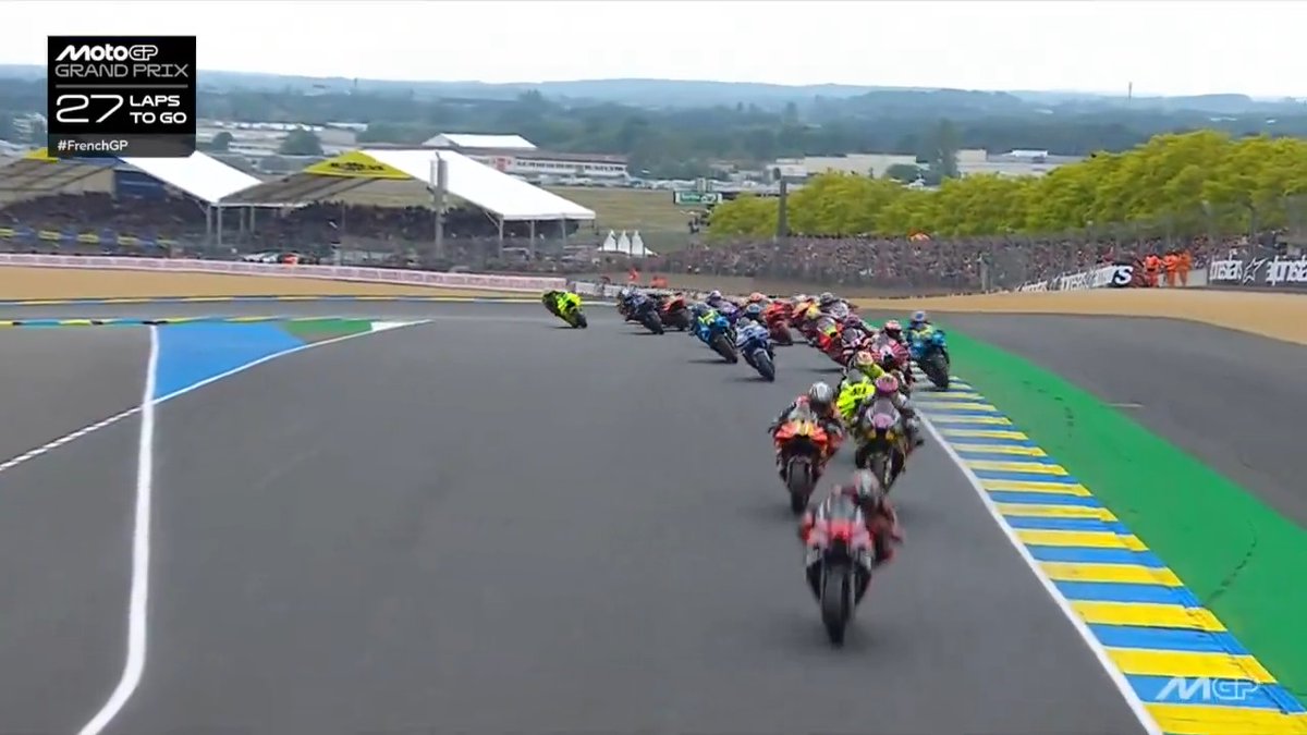 WE ARE GOOOOOO IN #MotoGP! 🚥 BEZ LEADS with QUARTARARO 2nd ⚔️ #FrenchGP 🇫🇷