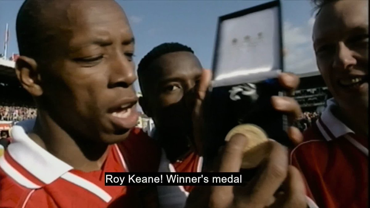 "There's context to that!" 😅 Safe to say Ian Wright and Roy Keane have set their differences aside now! 🏆