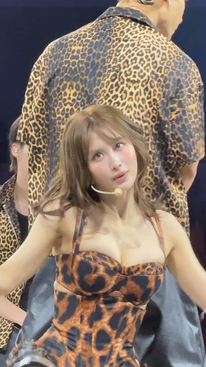 HAPPY MOTHER'S DAY TO MOMO