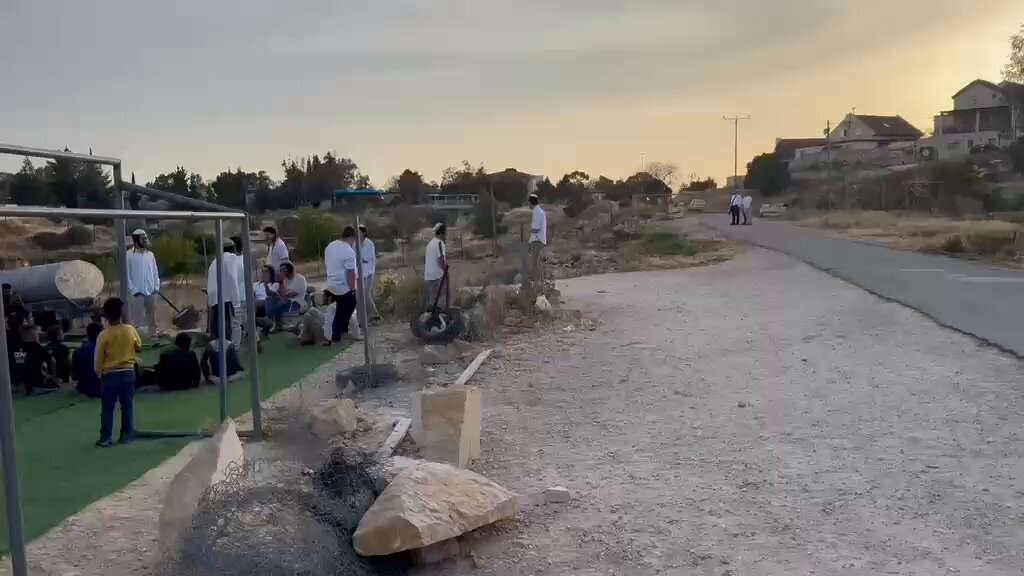 Israeli settlers stormed Um Al-Khair in Masafer Yatta and prevented Palestinian children from playing football on their village field — a field already under demolition threat by Israeli authorities. Settlers blocked the children from playing while chanting in Hebrew.