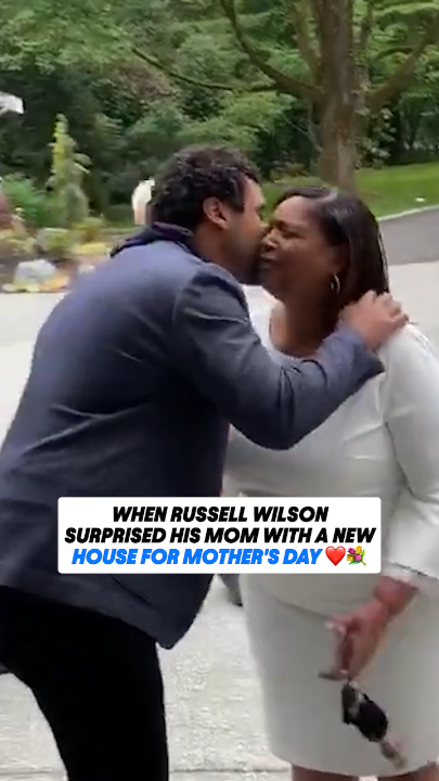 Her reaction is absolutely priceless 🥹 (via Russell Wilson)