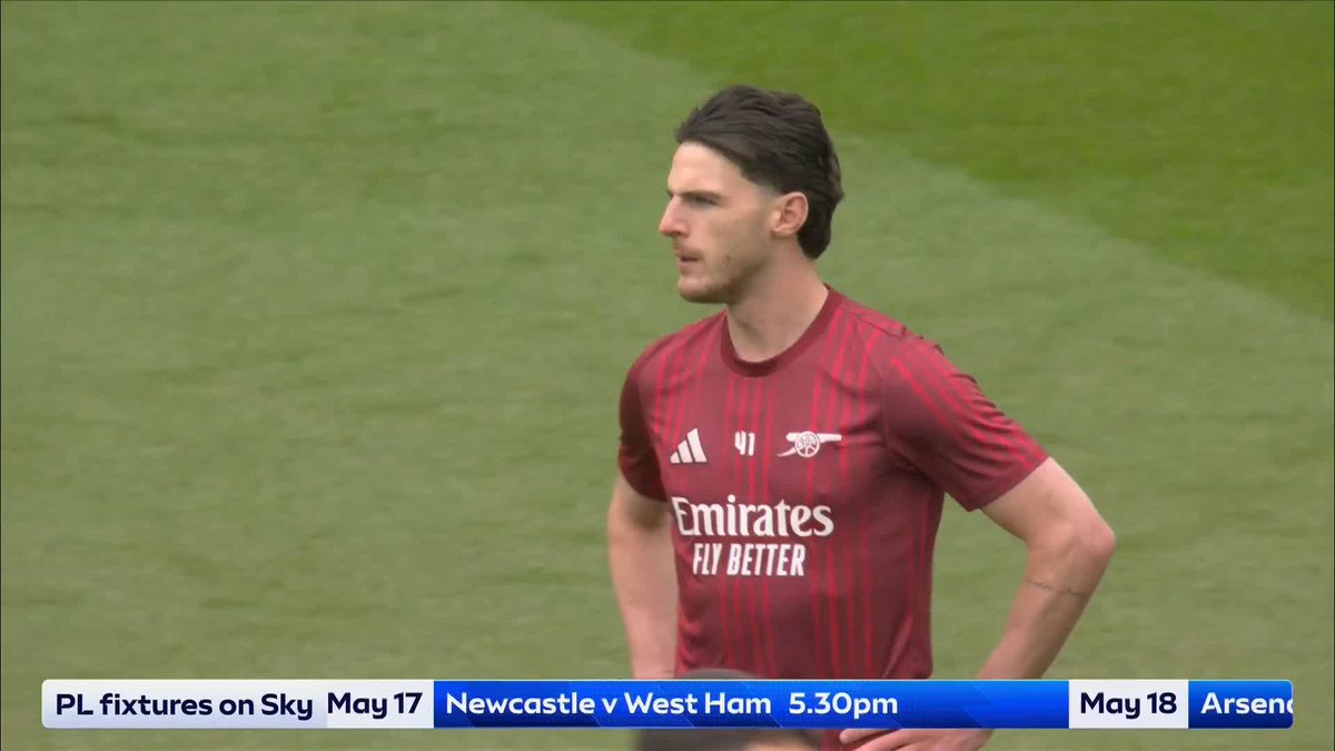 "He's stepped up to another level" Roy Keane and Ian Wright say Declan Rice has raised his level in recent games 🔥
