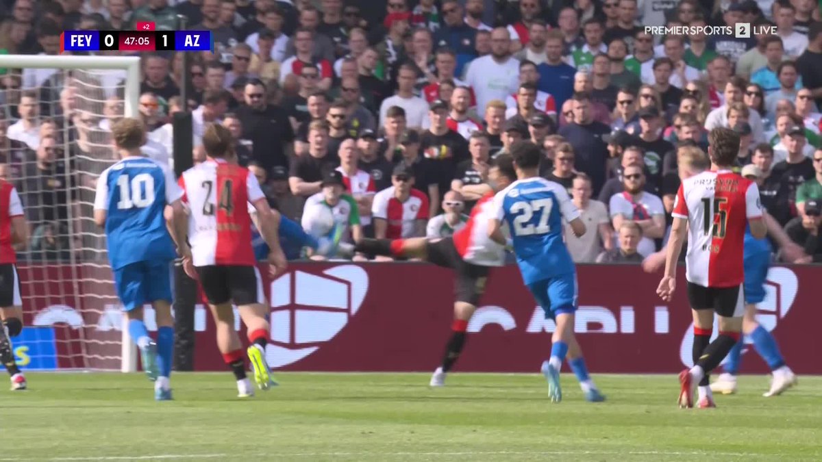 Troy Parrott is adamant he should have been awarded a penalty 👀 The Irish striker went down inside the box, but the referee waved it away ❌