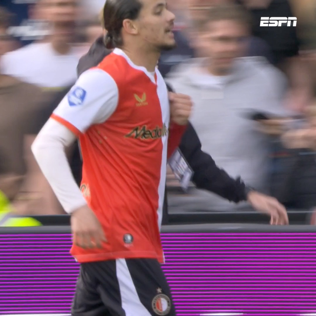 Anis Hadj Moussa schuift Feyenoord naast AZ! 🇩🇿⚽️ #feyaz
