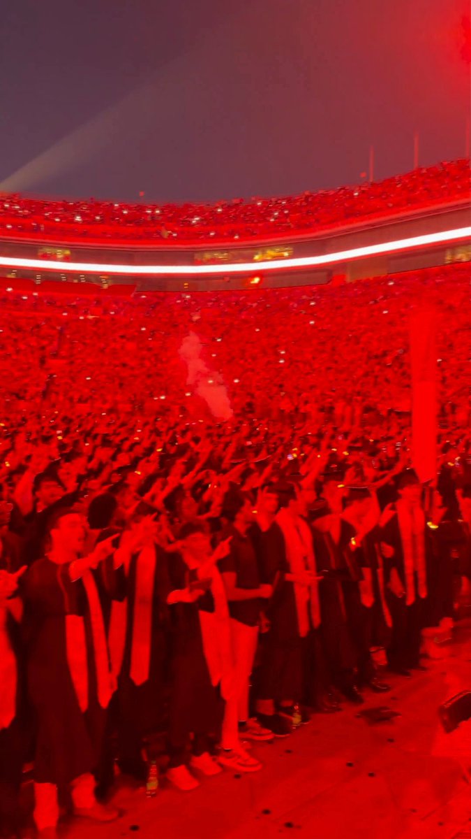 Congratulations to the Class of 2026! 🎓🧡 We can't wait to see how you change the world 🤘