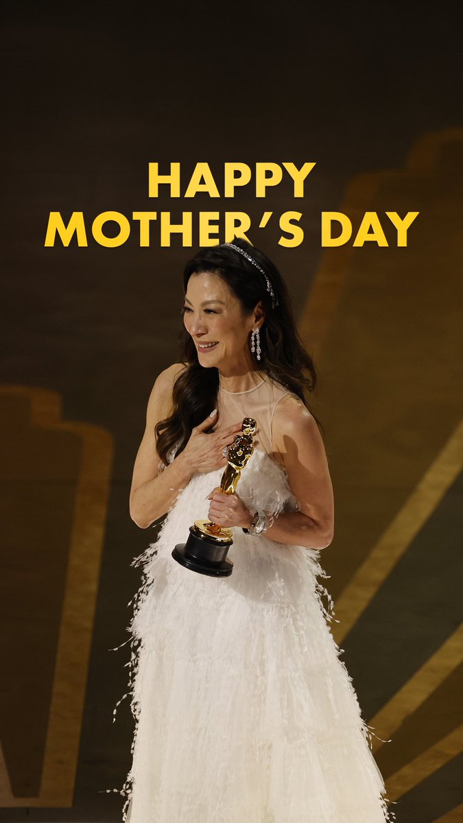 Happy #MothersDay to all the moms, motherly figures, those with us, and those we carry in our hearts. 💛
