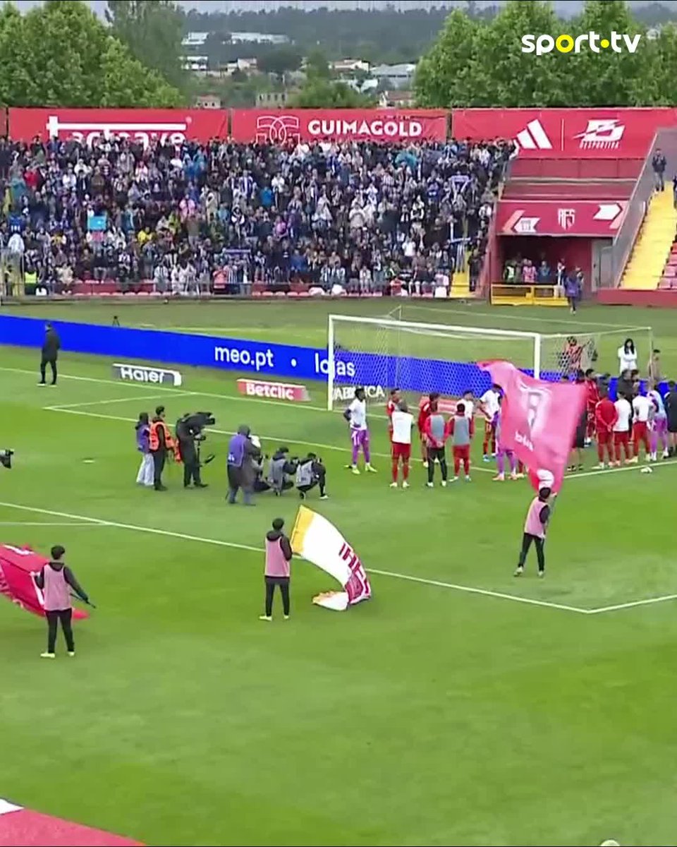 AVS fez guarda de honra ao campeão Porto 👏