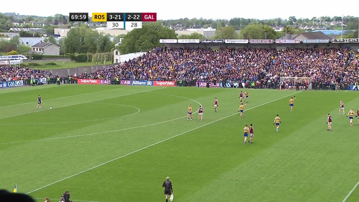 Not a single pint is going to survive the night in Roscommon Town 😅 Some scenes after the win over Galway 🔥