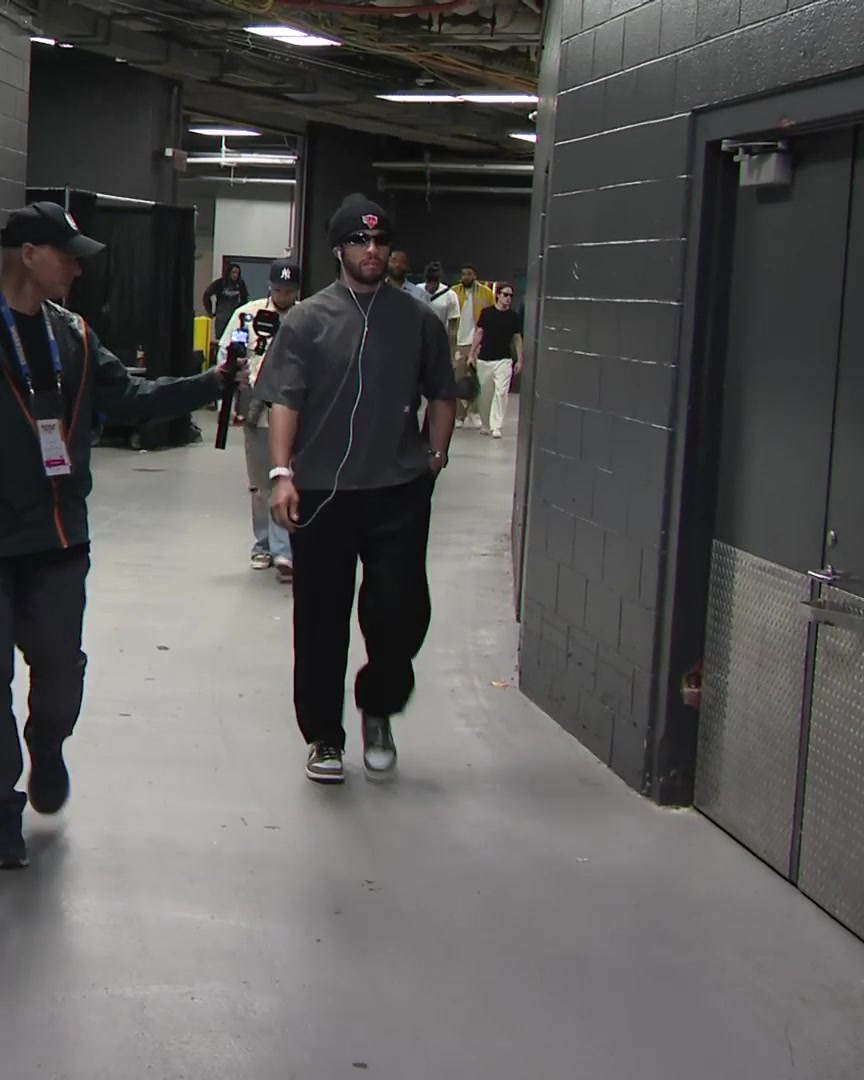Patrick Ewing is at Xfinity Mobile Arena for Game 4!
