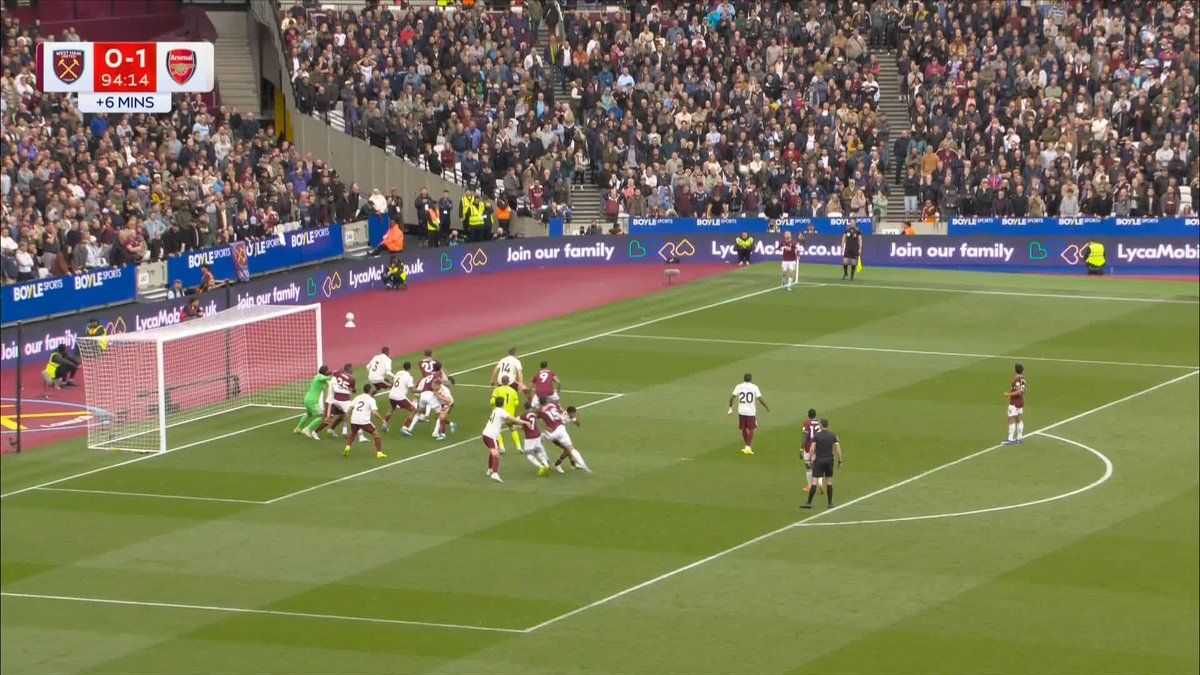 "And EVERYTHING changes!" Callum Wilson equalises for West Ham! 🤯