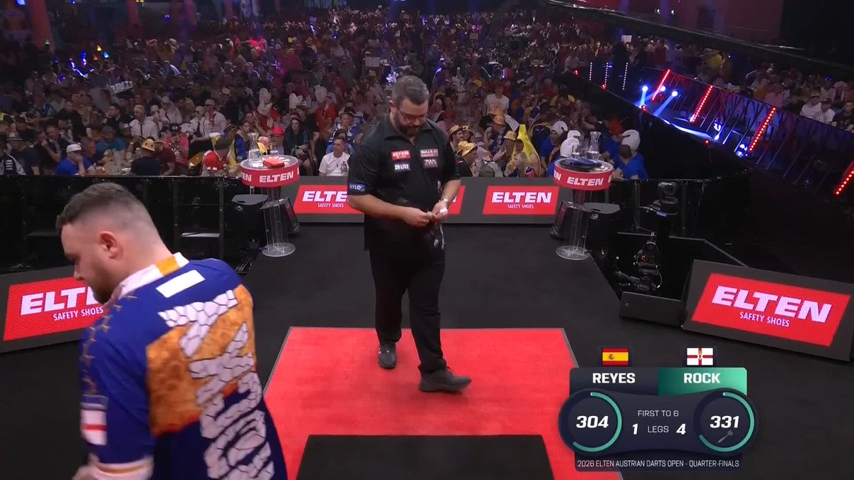 ANOTHER 170 TONIGHT! 🎣 Cristo Reyes produces the second 170 checkout of the night, as he breaks the Josh Rock throw to trail by just two legs! 📺 #ET6