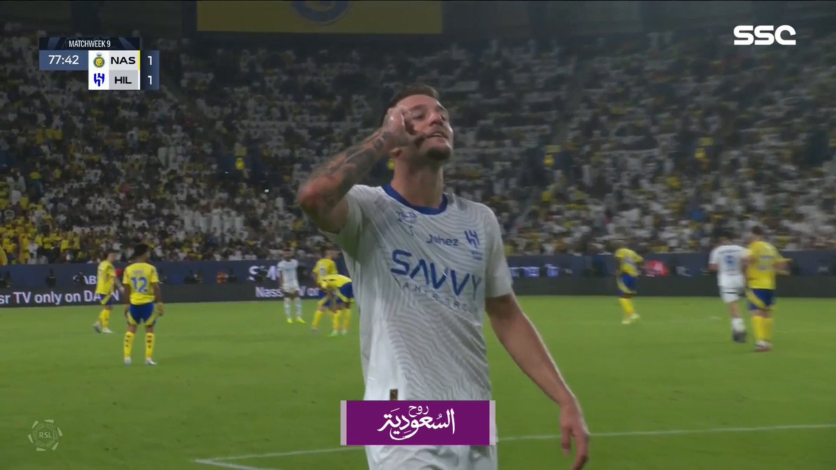 مباراة حسم دوري وأشوف اراء عجيبه من بعض جمهورنا يبون الناصر وسط عشان لعب اخر كم دقيقة، واللي يبي الحسن وهو مالعب كم دقيقة على بعضها، طبعا المباراة ذي الخيبري كان كاتم سافيتش كتم الى طلع ودخل مكانه الحسن وتفضل شوف من سجل ومين مراقبه الحمدلله مدربنا فاهم