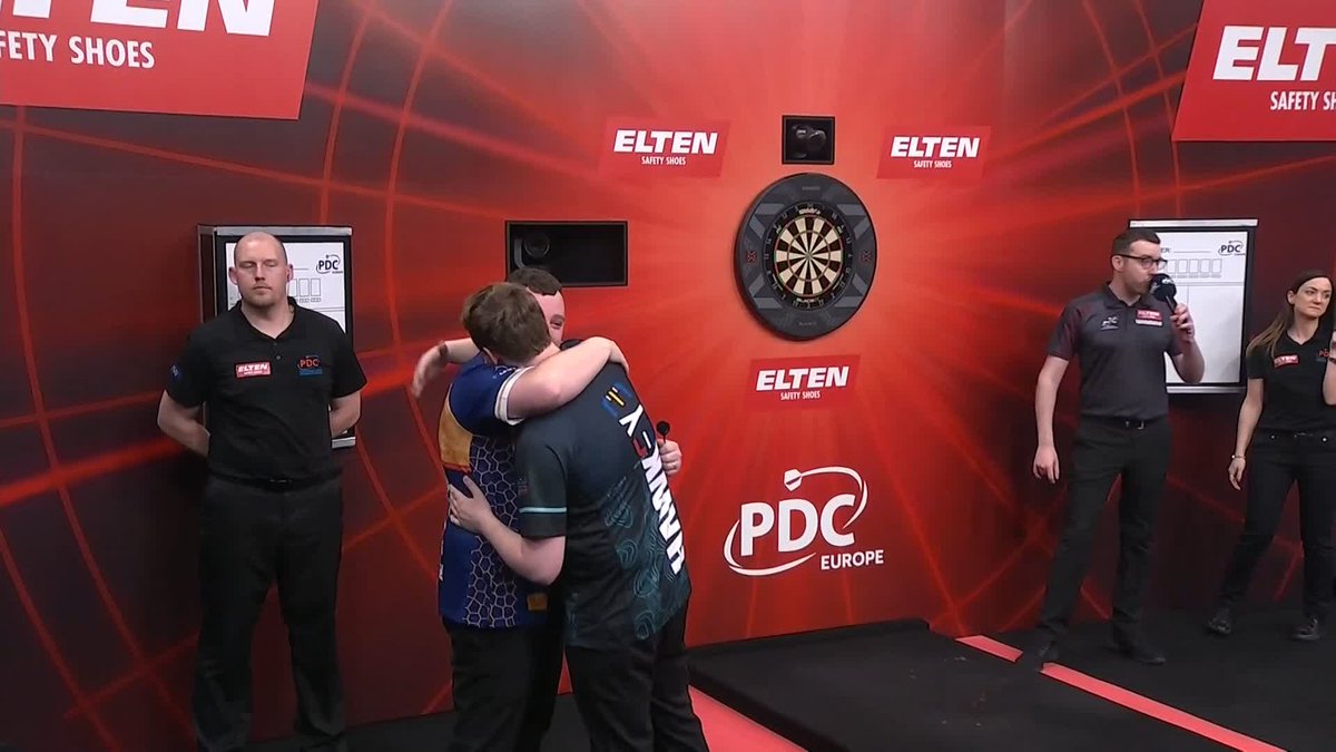 ROCK WINS ET6! 🏆 What a moment for Josh Rock! The Northern Irishman wins his second European Tour title, as Rocky beats Kevin Doets 8-6 to deny the Dutchman his second PDC ranking title in one week! 📺 #ET6