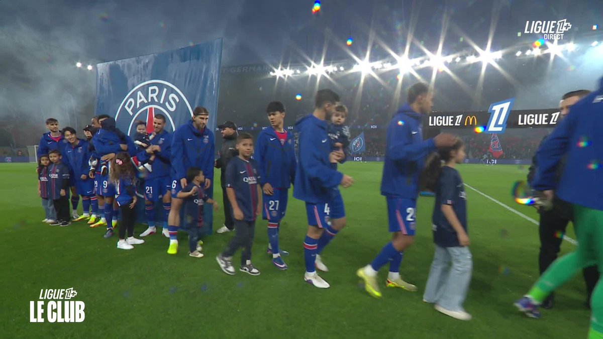 🎙️ "C'est incroyable les émotions dans un stade comme ça." 🥹 Lassine Sinayoko a kiffé sa soirée à l'Abbé-Deschamps et c'est peu de le dire 🤩 #AJAOGCN