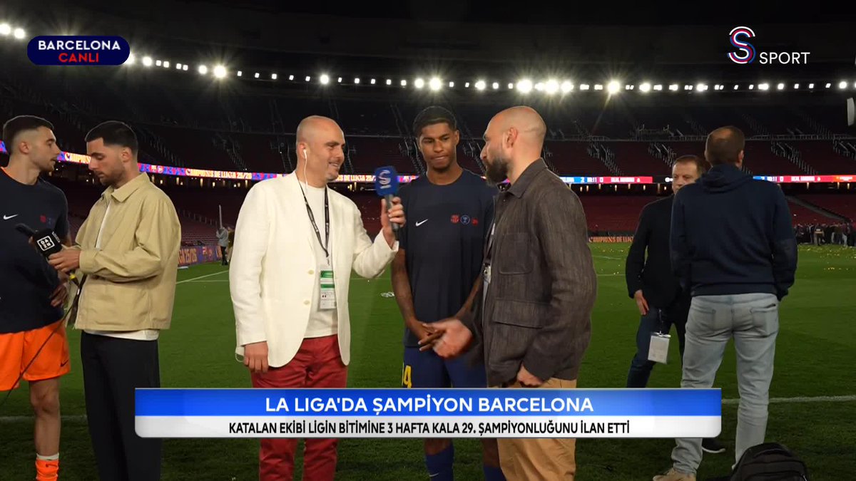 Attığı frikik golüyle El Clasico'ya damga vuran Marcus Rashford, yayınımıza katıldı! 💬