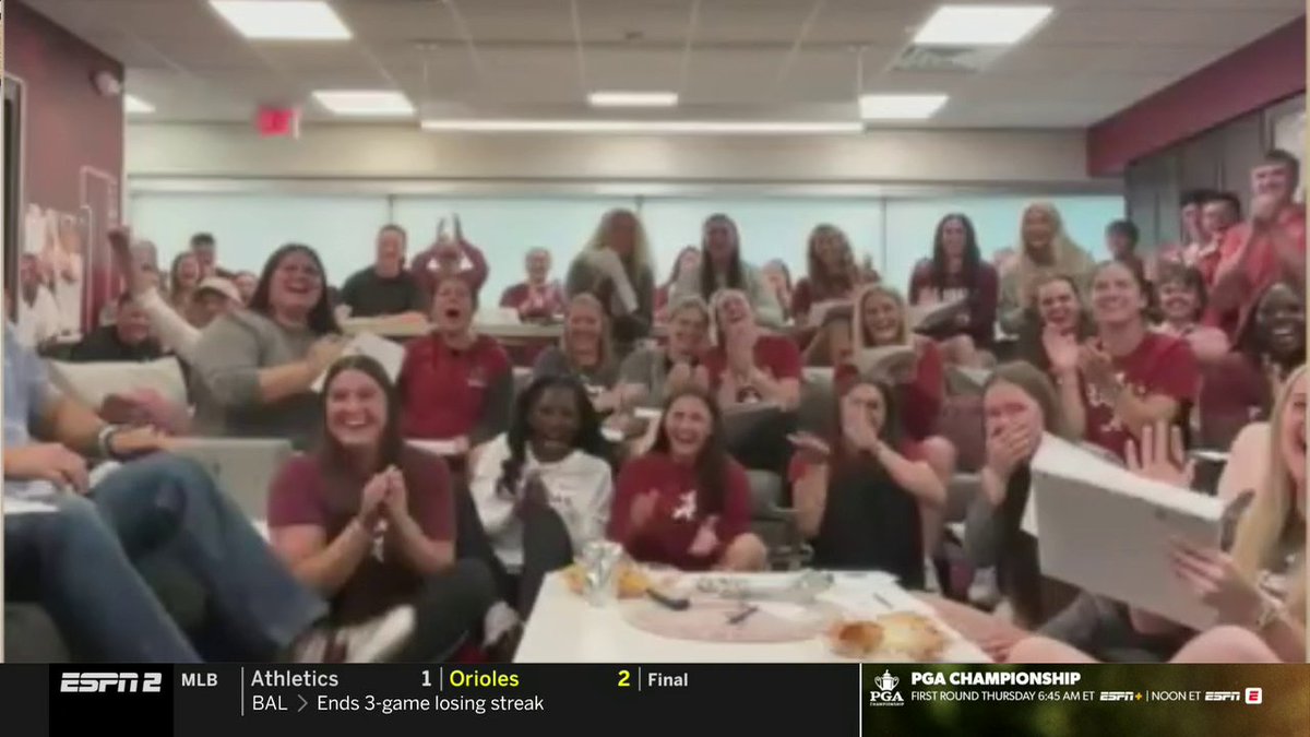ALABAMA IS THE NO. 1 OVERALL SEED 🔥 Alabama Softball