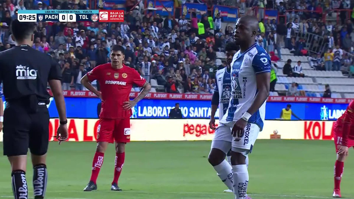 ¡Y llegó el primer gol del partido! 💙🦫 De nueva cuenta Enner Valencia se hace presente en esta serie para la felicidad de los Club de Futbol Pachuca. 🇪🇨 #LaLigaDeLaAfición | #CFPACTOL | #CFVUELTA