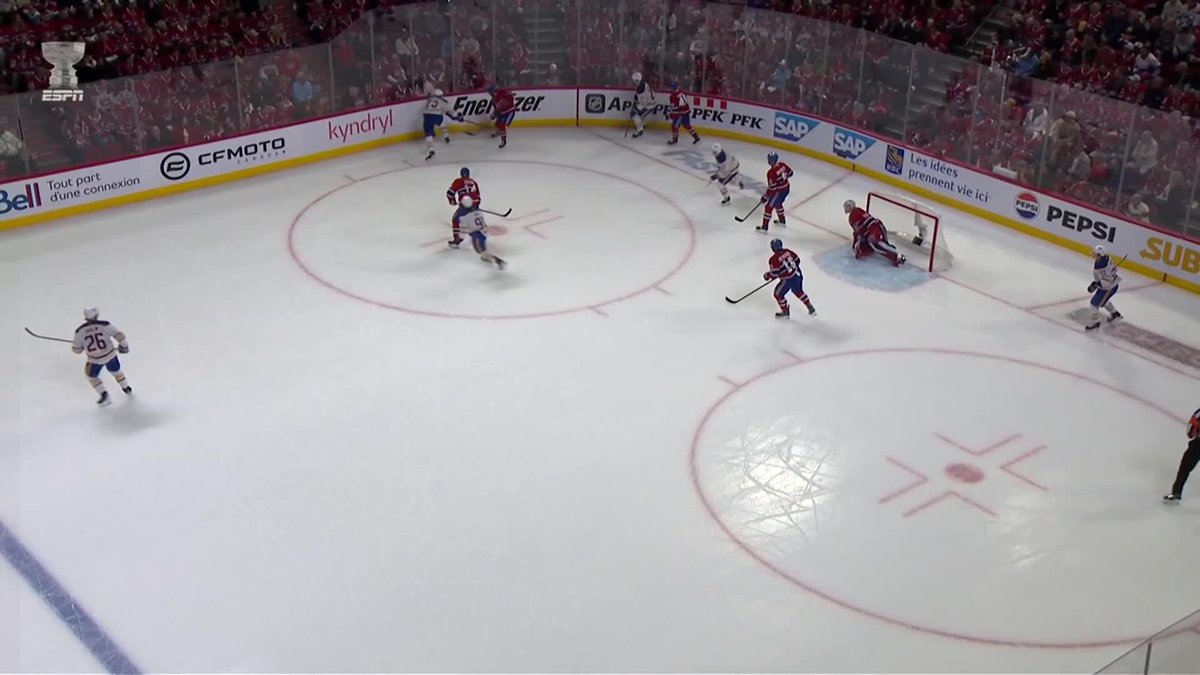 COUNT IT. A hooking clinic on Newhook and the ref calls it a goal 🚨