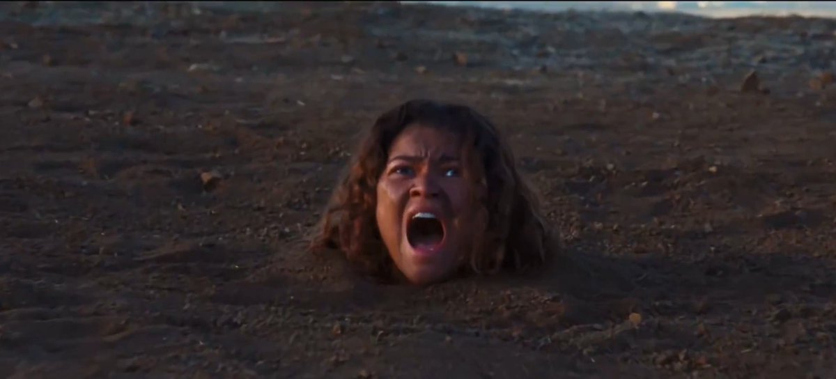 dios estoy llorando de la risa como terminaba rue metida abajo de la tierra si pensas q estas teniendo un mal dia pensa q rue tiene uno peor jsjj zendaya lo actriz que sos meus deus #euphoria