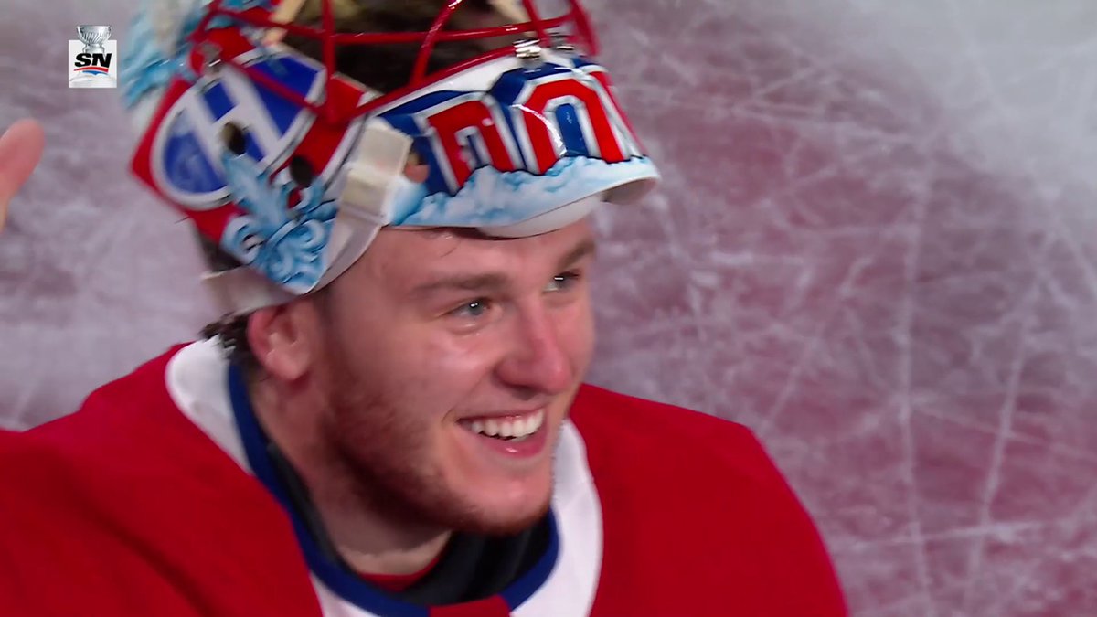 Jakub Dobes was getting a ton of love from the Habs faithful after their Game 3 victory 🥺 #StanleyCup