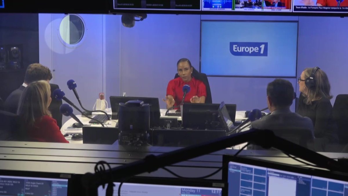"Maman, on est dans un pays laïc, stupéfaction totale !" 💬 Christine KELLY raconte son week-end avec sa fille et sa vision de la laïcité #ChristineKellyEtVous #Europe1