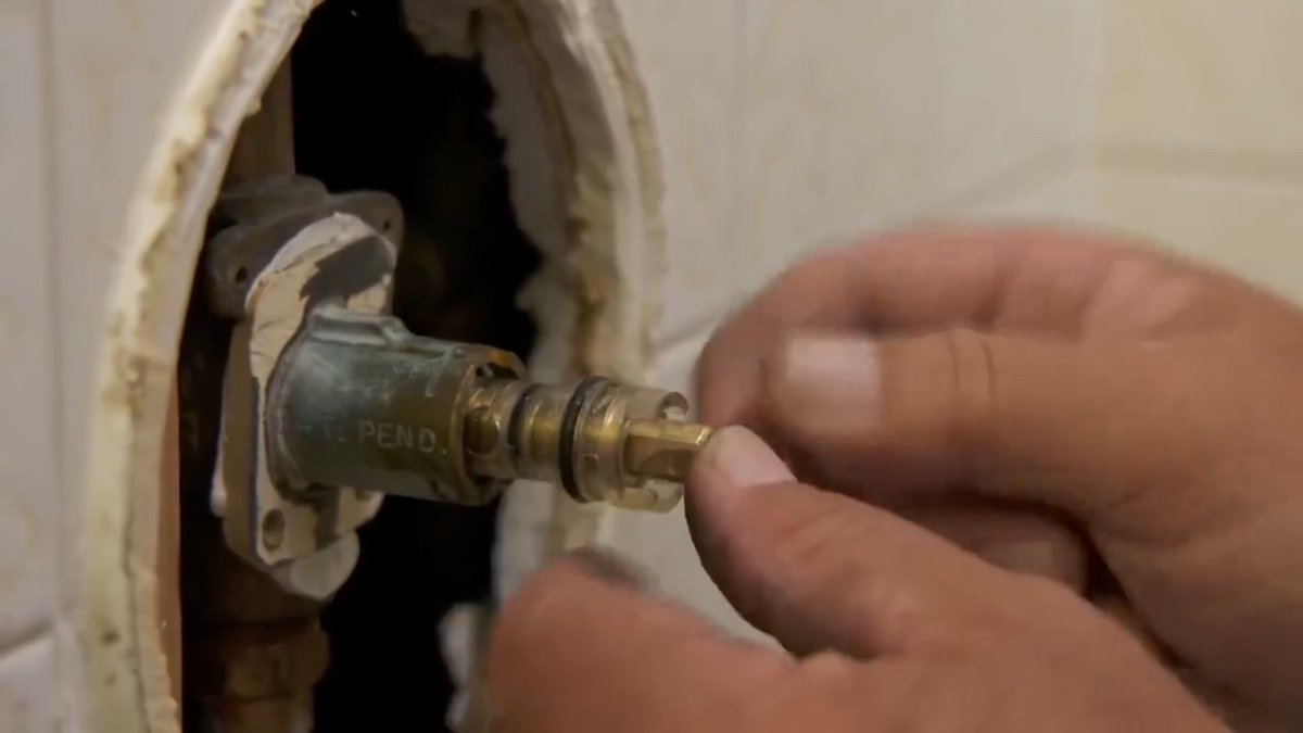 🚿 Don't call a plumber just yet! Richard (@ThisOldPlumber) shows you how to replace a shower cartridge yourself in just a few steps.