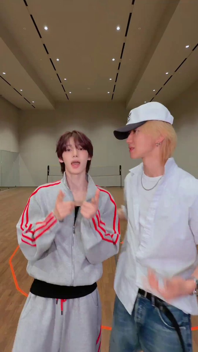 MINGHAO AND HANJIN!!!!!!! OMGGGG THEYRE SO CUTE????!? 😭😭😭😭😭