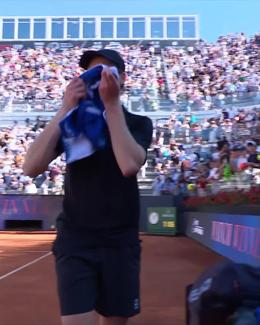 Más victorias consecutivas en Masters 1000: 31 — 🇷🇸 Novak Djokovic 30 — 🇮🇹 Jannik Sinner 29 — 🇨🇭 Roger Federer 23 — 🇪🇸 Rafael Nadal Estamos en presencia de algo histórico.