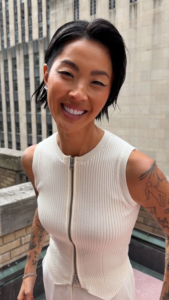 Chef whites on, Season 24 confirmed! 🙌 #TopChef