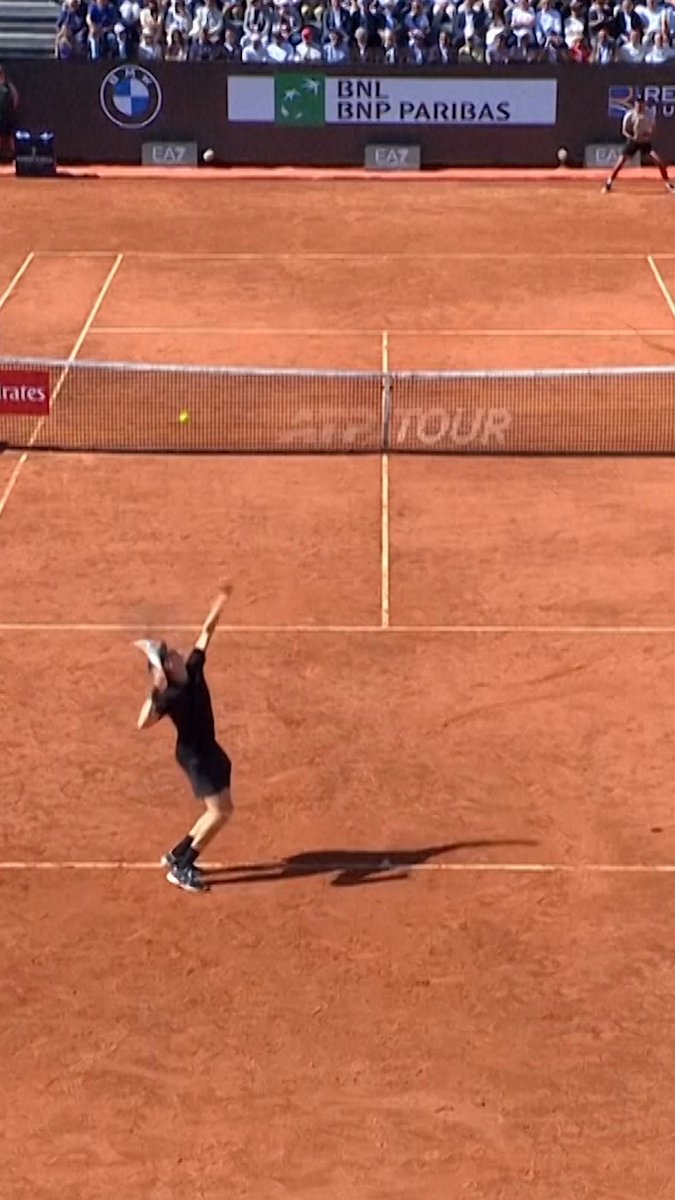 Feeling the support in Rome 🇮🇹❤️ Jannik Sinner cruised into the Italian Open last 16 with a commanding 6-2, 6-0 win over Alexei Popyrin