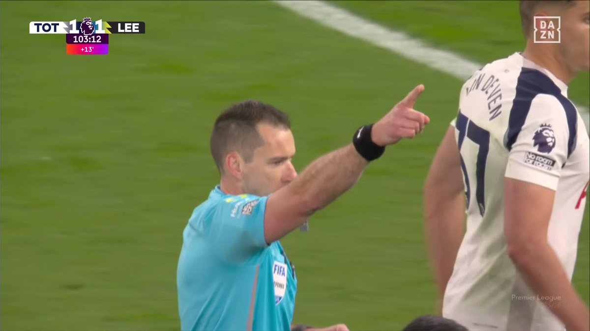 La jugada en la que el Tottenham reclamó penalti en el último minuto de partido 👀 Los 'Spurs' se quedan 2 puntos por encima del descenso 💥 #PremierLeagueDAZN ⚽ 🏴