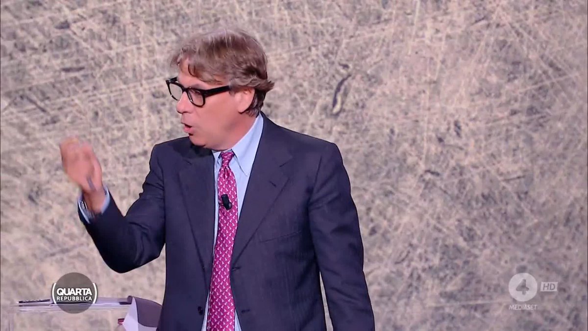 "Queste intercettazioni per la procura sono molto importanti, cosa ne sa #Sempio di dov'era la pozza di sangue?" #Cavallaro #Garlasco #quartarepubblica