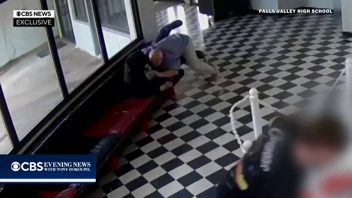 Kirk Moore, the Oklahoma principal who tackled a gunman after he entered the school, told Matt Gutman he didn’t initially realize he had been shot in the leg as he rushed toward the suspect.