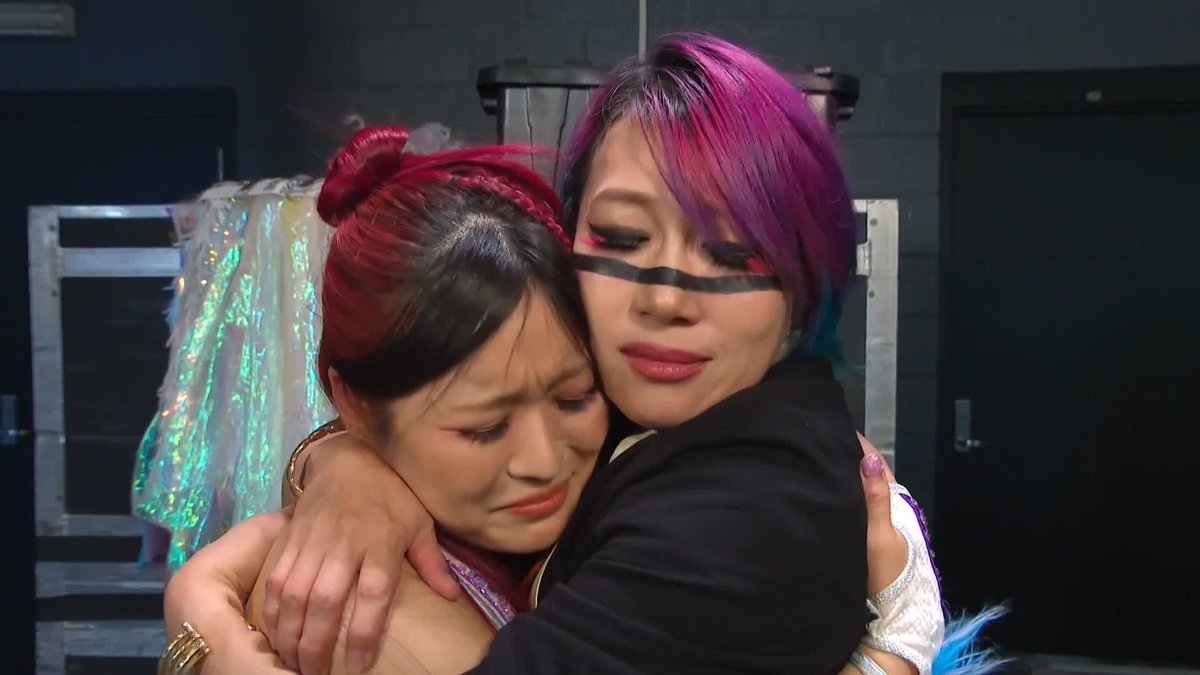 We love to see all the LOVE between these two!! ๐ซถ IYO SKY | The legendary Empress ASUKA / ไผ่ชฌใฎASUKA็ๅ